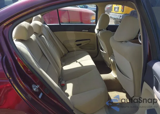 1HGCP2F43BA133686: 43348376