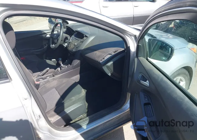 1FADP3KE7GL335584: 43348654