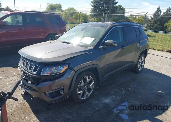 3C4NJDCB1KT817958: 43349702