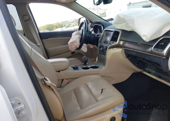 1C4RJFBG5FC684634: 43349827