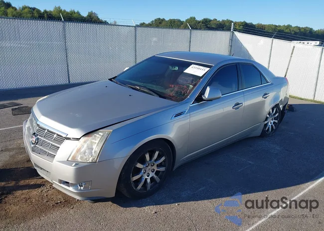 1G6DM577180111564: 43350115