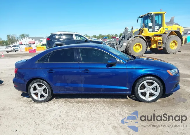 WAUBFGFFXF1008313: 43350258