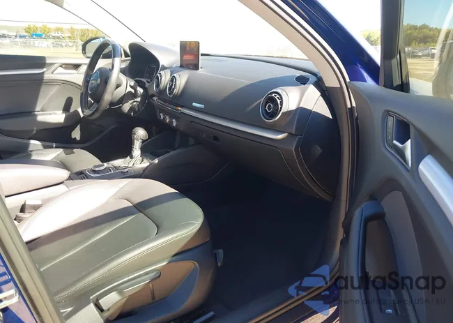 WAUBFGFFXF1008313: 43350258