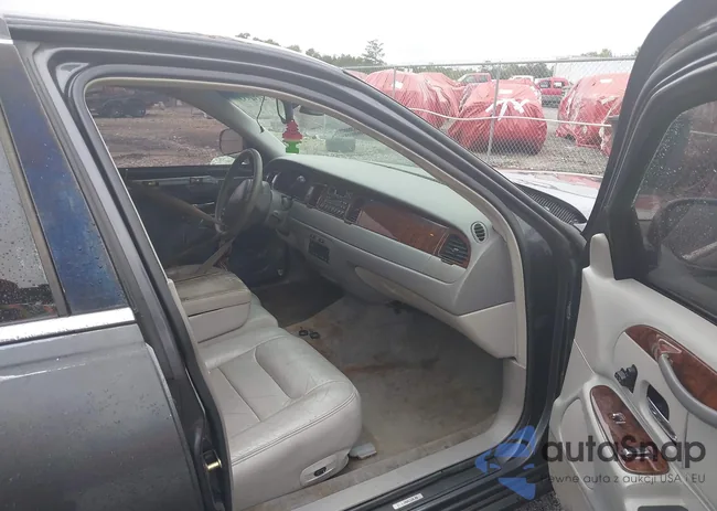 1LNHM82WXYY799995: 43349337