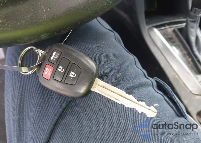 2T1BURHE4EC196569: 43349568