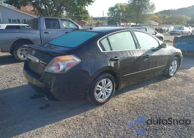 1N4AL2AP6BN417184: 43349570