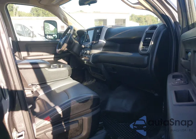 3C6UR5CJ0LG229102: 43349593