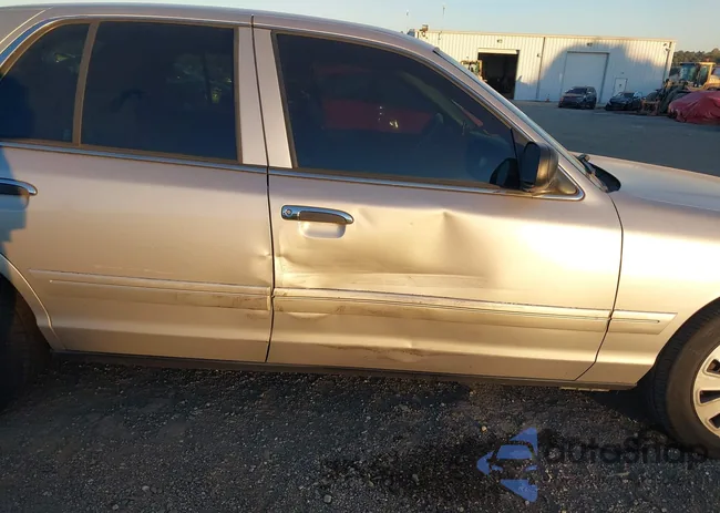 2FAHP71W57X101045: 43350793