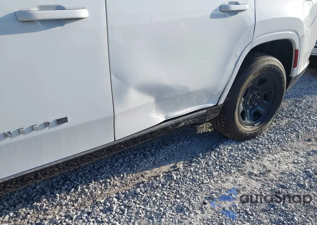 1C4SJVFP6PS540409: 43350887