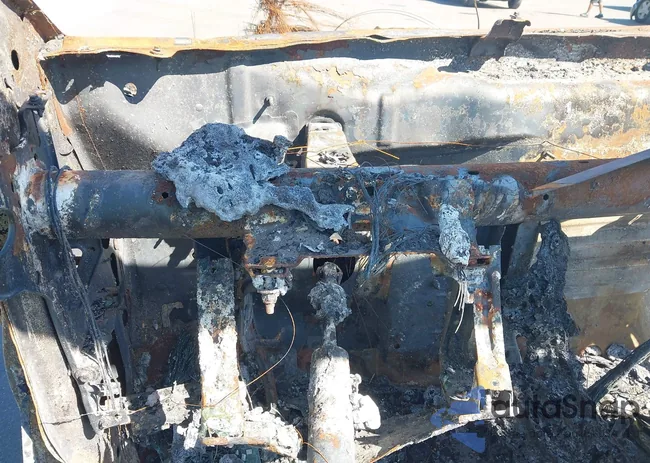 1GNSCNKD9MR410799: 43350919