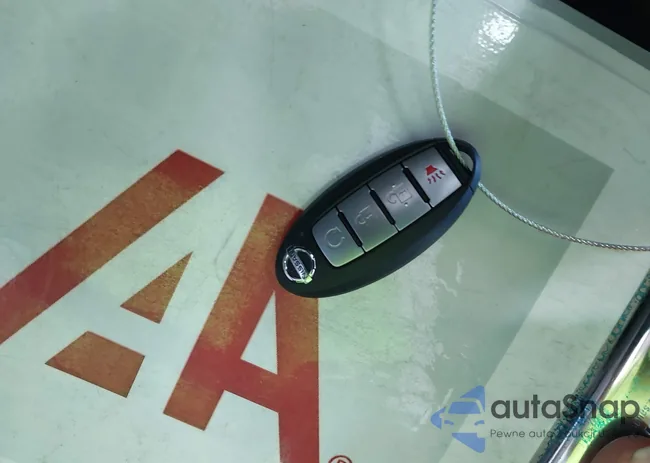 3N1CP5CV9LL556878: 43350922