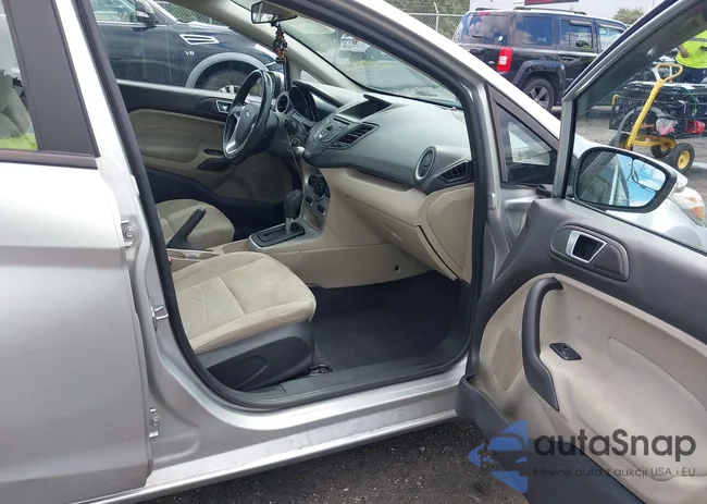 3FADP4BJ4EM106178: 43351229