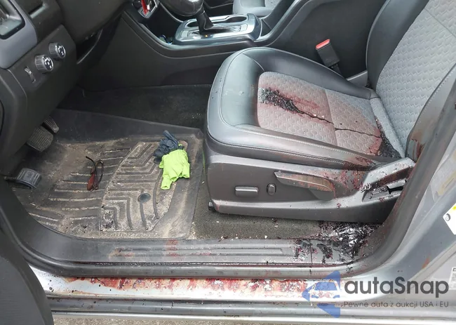 1GCGTDEN6J1242076: 43350296