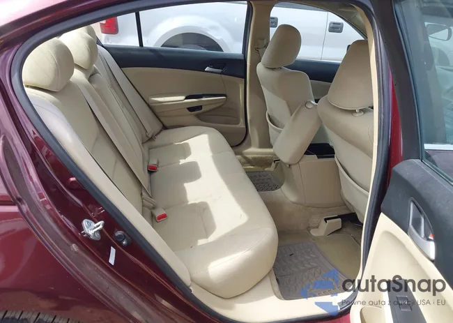 1HGCP2F36BA071188: 43350348