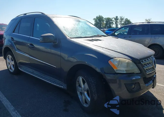 4JGBB8GB4BA660690: 43351892