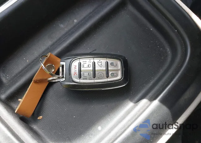 2C4RC1BG9JR233607: 43351956