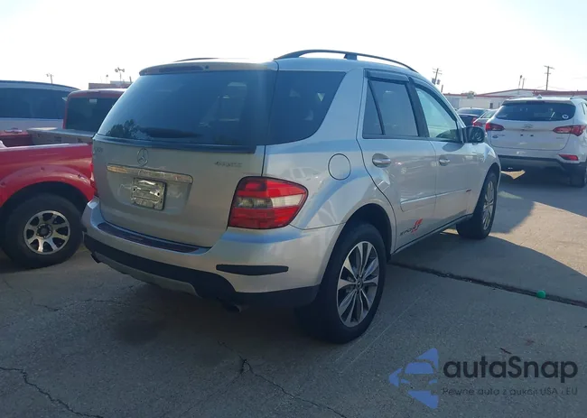 4JGBB86E27A150938: 43352109