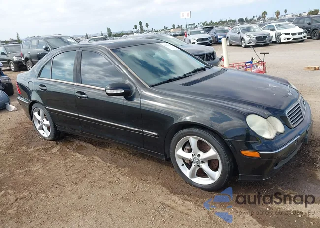 WDBRF40J84A643409: 43352118