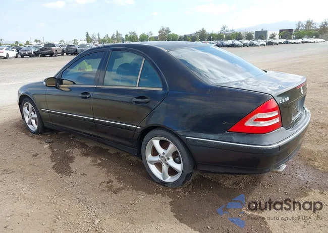 WDBRF40J84A643409: 43352118