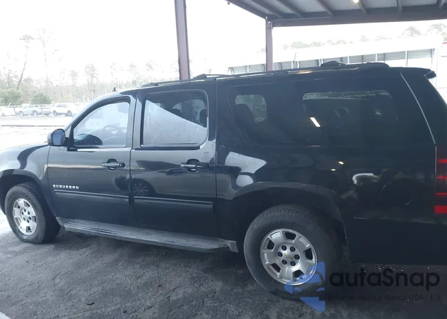 1GNSCJE04DR124750: 43352146