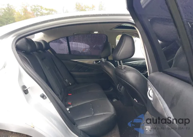 JN1BV7ARXEM687992: 43351284