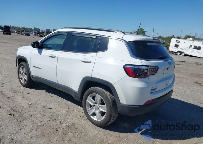 3C4NJDBB9NT136470: 43351292