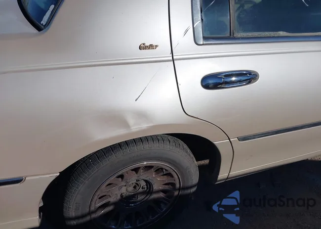 1LNHM83W1YY837855: 43352731