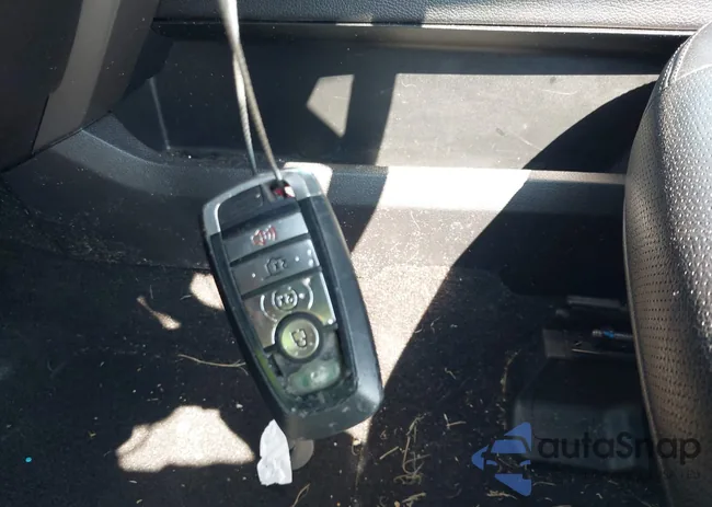 1FMJU1HT0KEA53764: 43352751