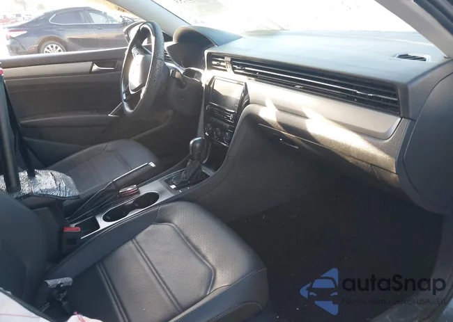 1VWSA7A39NC006910: 43352753