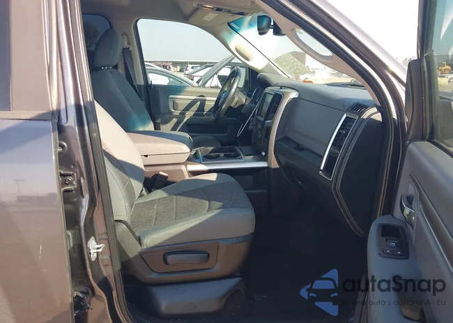 1C6RR7LG8FS595909: 43352985