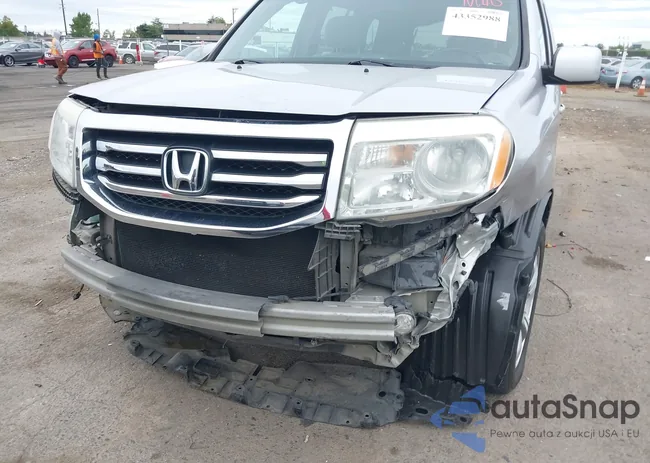 5FNYF3H4XCB002712: 43352988