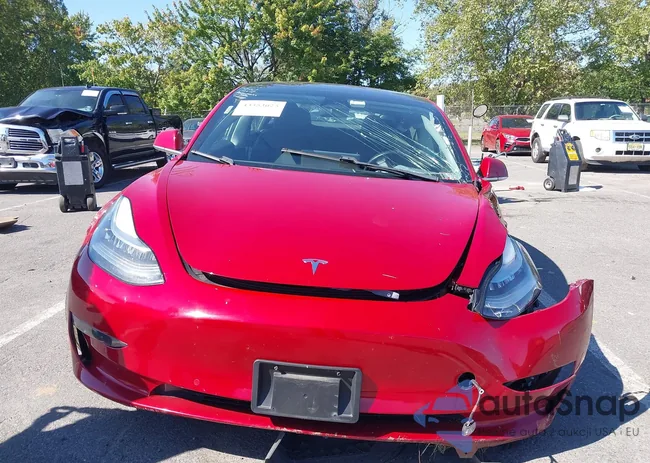 5YJ3E1EA9JF034009: 43353025