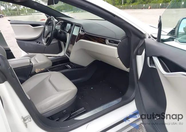 5YJSA1E13GF176212: 43353185