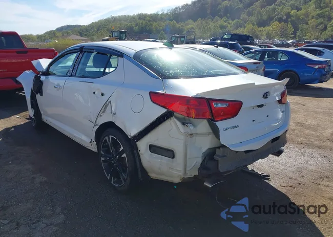 KNAGM4A71F5536440: 43353240