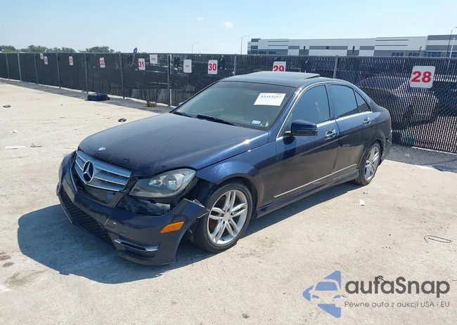 WDDGF4HB7DA783351: 43353257