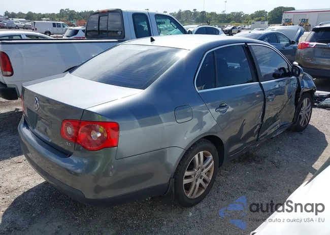 3VWEG81K87M184446: 43352386