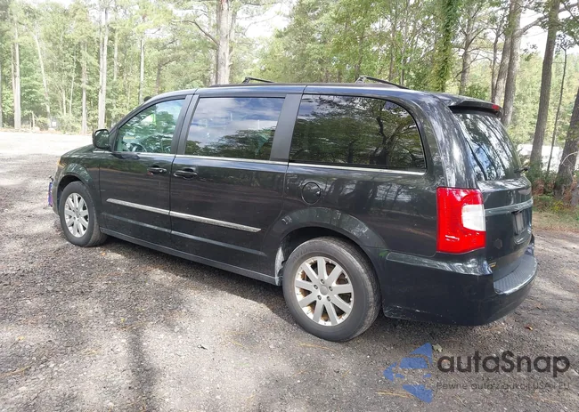 2C4RC1BGXGR300272: 43352589