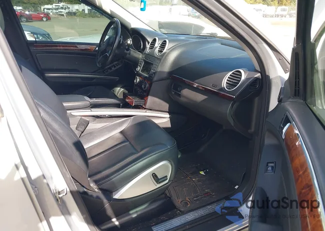 4JGBF7BE3AA616064: 43352661