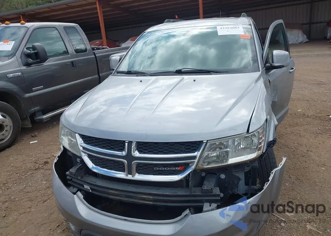 3C4PDCBG1JT528763: 43353683