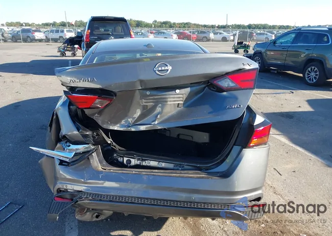 1N4BL4DW8RN429172: 43353704