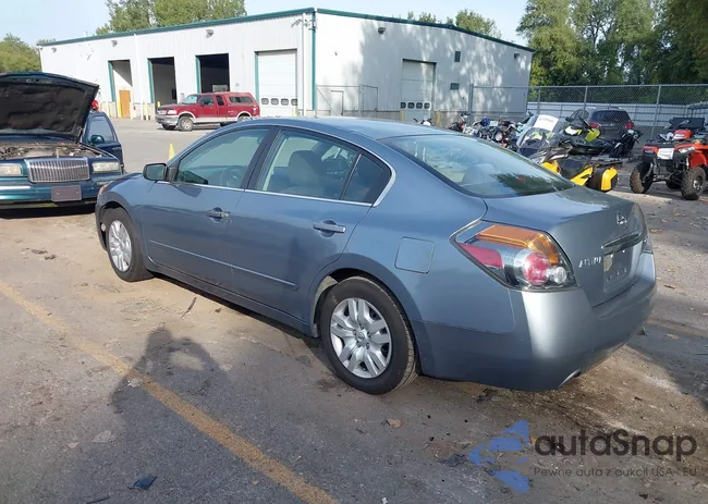 1N4AL2AP5CC107668: 43353739