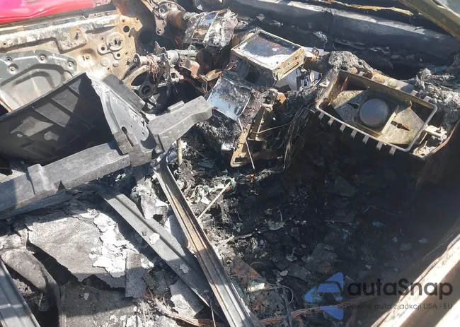 JN1BV7AP7FM331239: 43353763