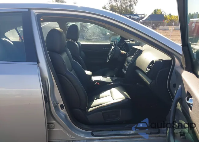 1N4AA5APXDC818212: 43353776