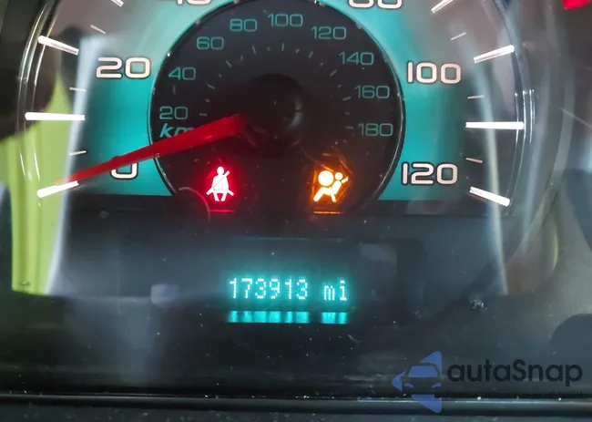 3FAHP0KC1AR247573: 43353577