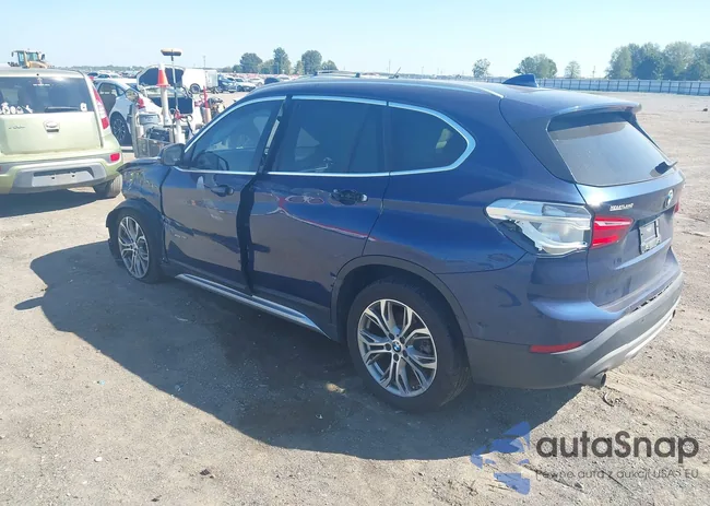 WBXHT3C33GP888698: 43353643