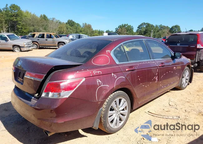 1HGCP2F73BA088274: 43355686