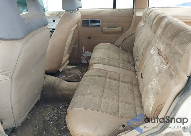 1JCML7810HT027657: 43355723