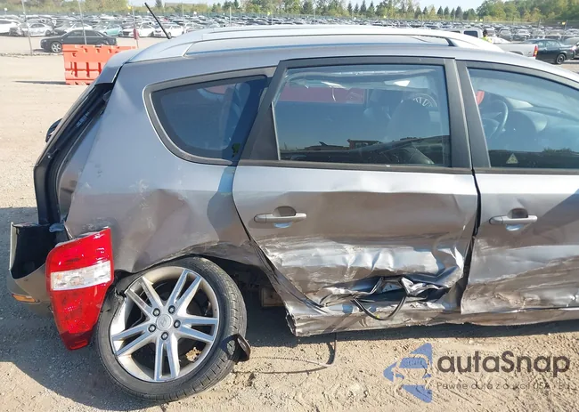 KMHDC8AE2CU128959: 43355778