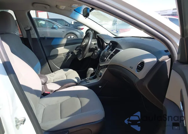 1G1PC5SB1E7417331: 43355926