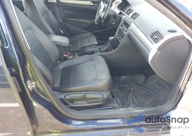 1VWAT7A36FC027270: 43356022